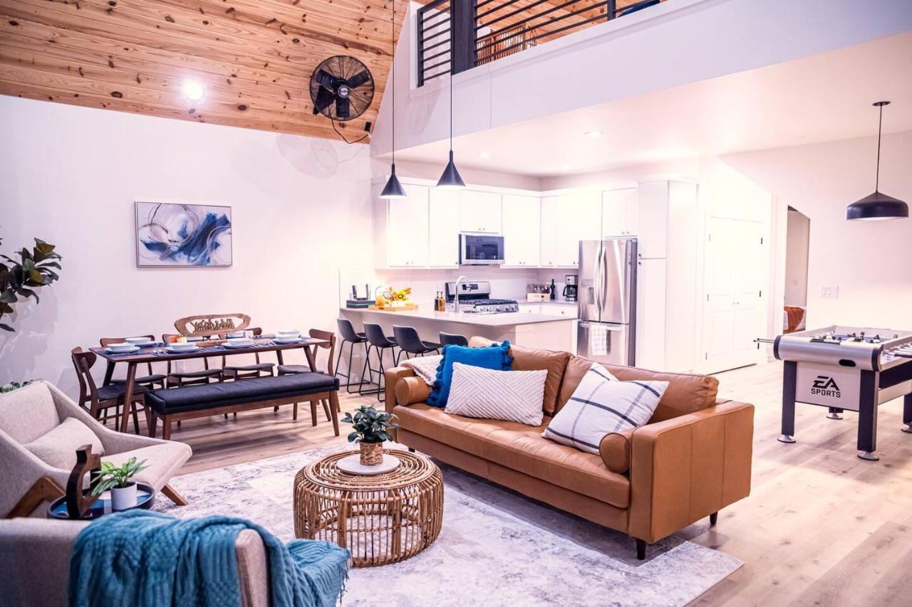 Gruene Daze Chalet - Stylish Aframe - Escape The Ordinary Нью Браунфелс Экстерьер фото