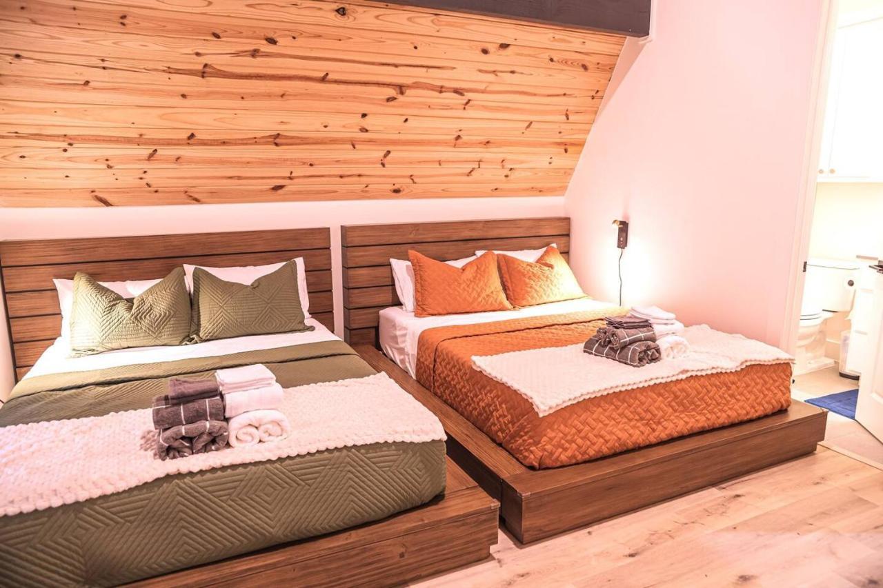 Gruene Daze Chalet - Stylish Aframe - Escape The Ordinary Нью Браунфелс Экстерьер фото