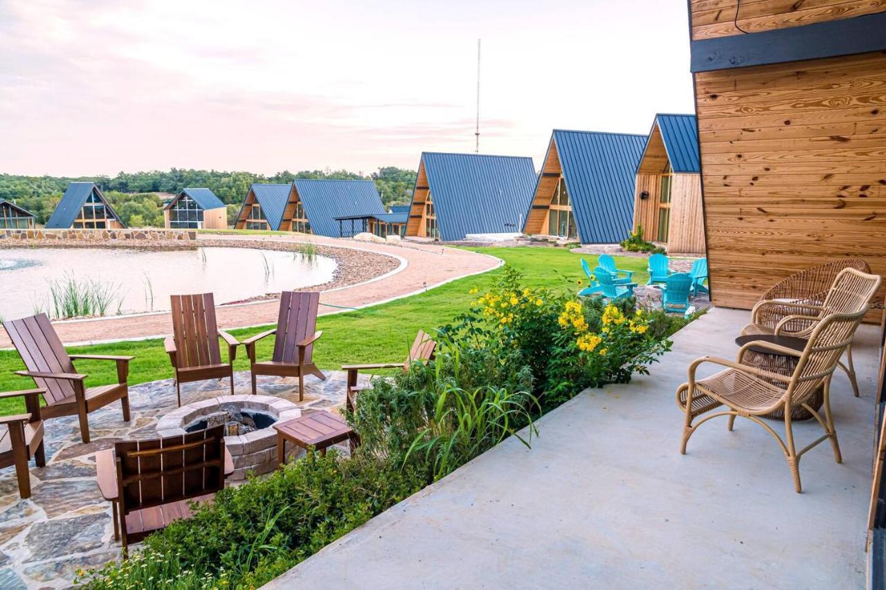 Gruene Daze Chalet - Stylish Aframe - Escape The Ordinary Нью Браунфелс Экстерьер фото