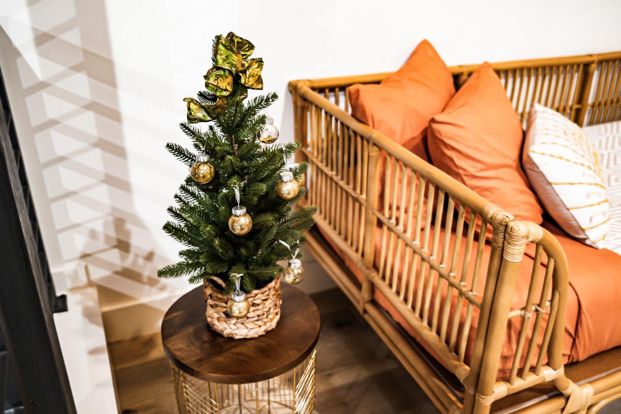 Gruene Daze Chalet - Stylish Aframe - Escape The Ordinary Нью Браунфелс Экстерьер фото